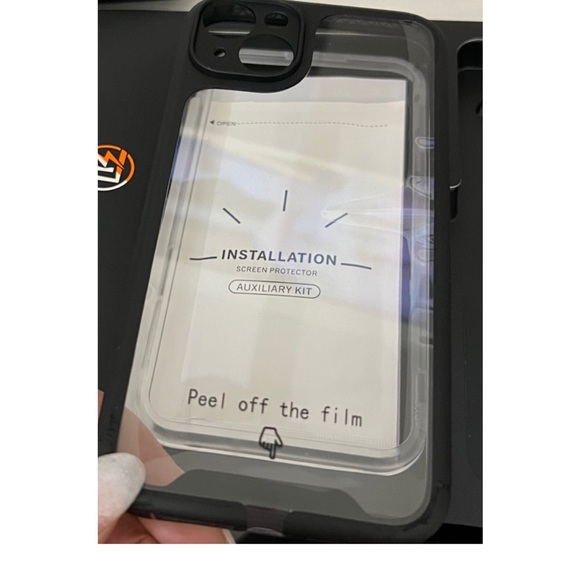 LK IPhone 14 max clear case and black case 2 screen protectors and camera covers - Picture 3 of 6